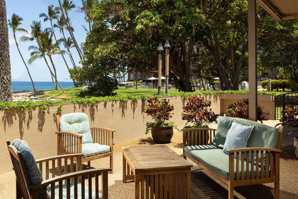 Days Inn By Wyndham Maui Oceanfront Уэйлея Номер фото